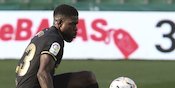 Kjaer Tumbang, AC Milan Kebut Transfer Samuel Umtiti
