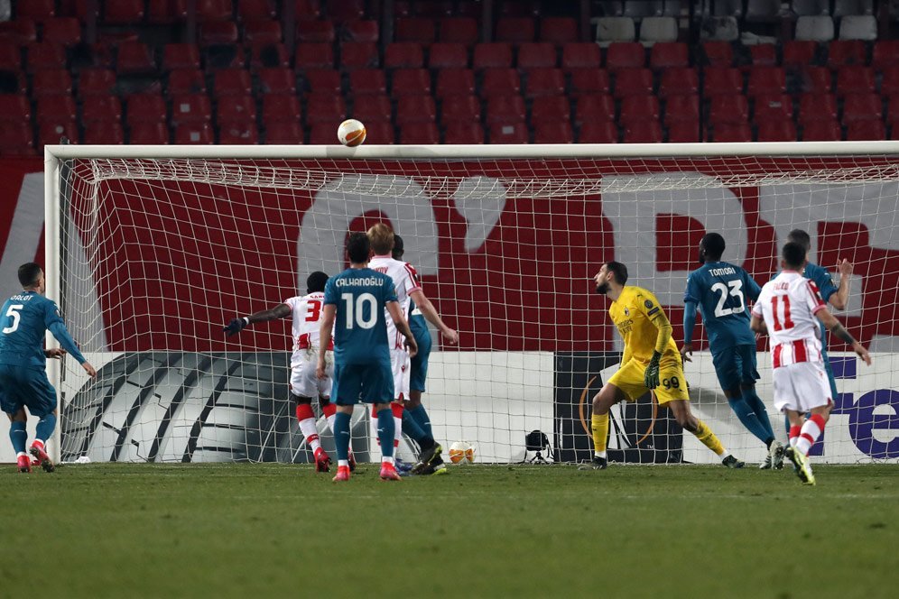 Gagal Menang Lawan 10 Pemain Red Star Tinggalkan Penyesalan Buat Milan Gagal Menang Lawan 10 Pemain Red Star Tinggalkan Penyesalan Buat Milan