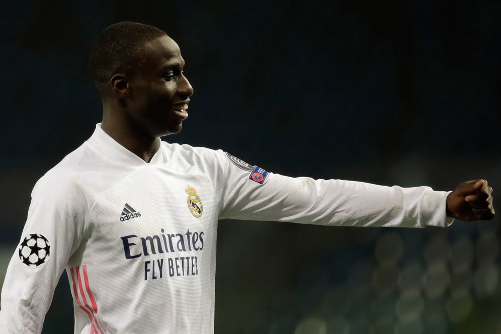 Real Madrid Bakal Perpanjang Kontrak Ferland Mendy Real Madrid Bakal Perpanjang Kontrak Ferland Mendy