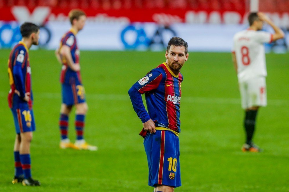 Protes Ronald Koeman Usai Barcelona Tidak Dihadiahi Penalti Protes Ronald Koeman Usai Barcelona Tidak Dihadiahi Penalti