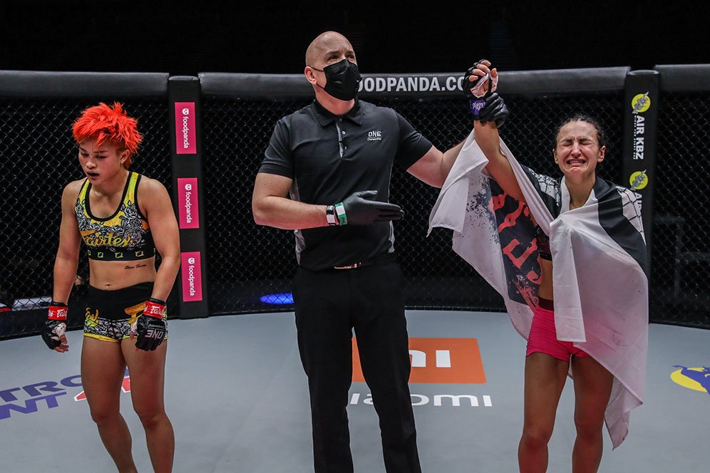 ONE Championship: Petarung Ukraina Kalahkan Atlet Thailand