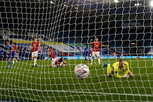Dean Henderson - 6 Dean Henderson - 6