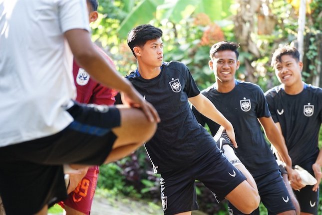 Menambah Variasi Latihan Menambah Variasi Latihan