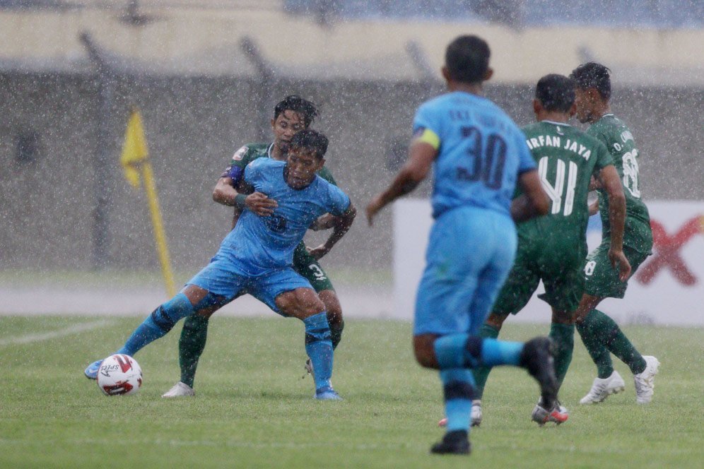 Melvyn Lorenzen Gabung Latihan, Ini Harapan Manajemen Persela Melvyn Lorenzen Gabung Latihan, Ini Harapan Manajemen Persela