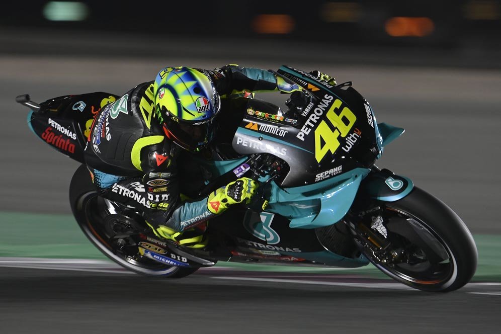 Kali Kedua: Valentino Rossi Lagi-Lagi Kritik Gaya Balap Agresif Brad Binder Kali Kedua: Valentino Rossi Lagi-Lagi Kritik Gaya Balap Agresif Brad Binder