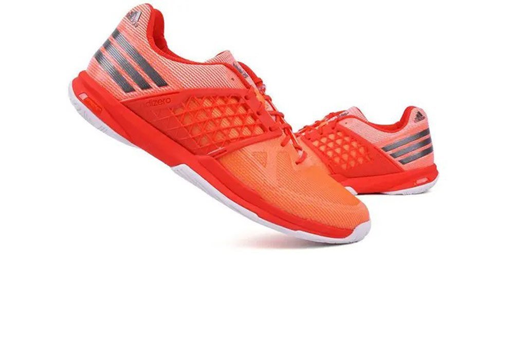 Bola Beli: Adizero Ueberschall atau Quickforce 7, Dua Sepatu Badminton Adidas yang Layak Dipinang Bola Beli: Adizero Ueberschall atau Quickforce 7, Dua Sepatu Badminton Adidas yang Layak Dipinang