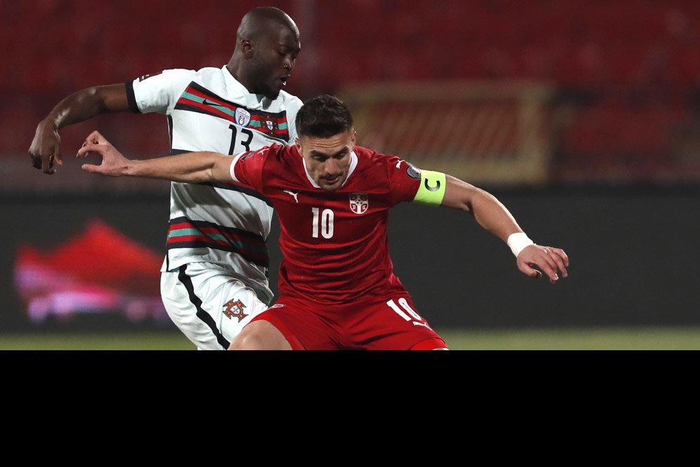 Ajax Kirim Peringatan untuk Milan Soal Tadic Ajax Kirim Peringatan untuk Milan Soal Tadic