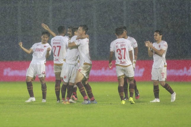 Permainan Kolektif dan Sederhana Permainan Kolektif dan Sederhana