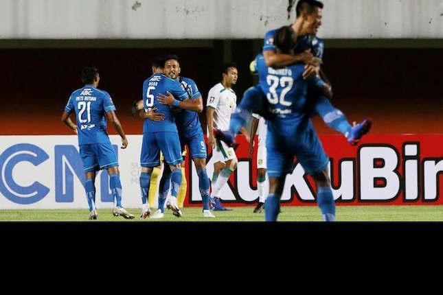 6 Pertandingan, 4 Kemenangan 6 Pertandingan, 4 Kemenangan