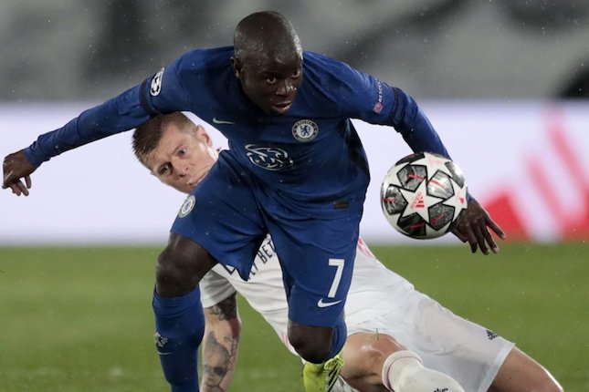 Gelandang: NGolo Kante Gelandang: NGolo Kante
