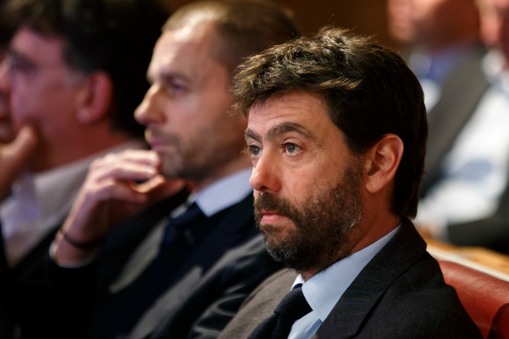 BREAKING NEWS! Seluruh Anggota Dewan Klub Juventus Mundur dari Jabatannya BREAKING NEWS! Seluruh Anggota Dewan Klub Juventus Mundur dari Jabatannya