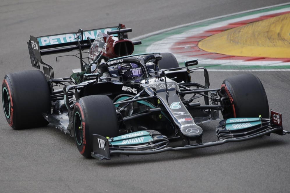 Hasil Kualifikasi Formula 1 GP Imola: Lewis Hamilton Rebut Pole Hasil Kualifikasi Formula 1 GP Imola: Lewis Hamilton Rebut Pole