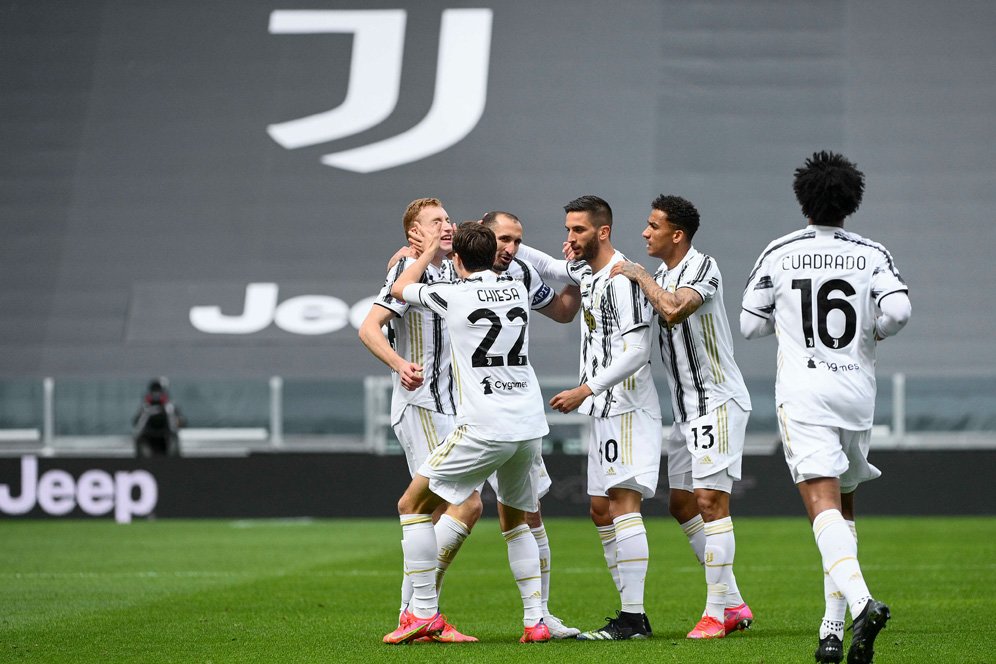 5 Pelajaran dari Kemenangan Juventus: Pirlo Perbaiki Rapor, Setidaknya Harus Runner-Up! 5 Pelajaran dari Kemenangan Juventus: Pirlo Perbaiki Rapor, Setidaknya Harus Runner-Up!