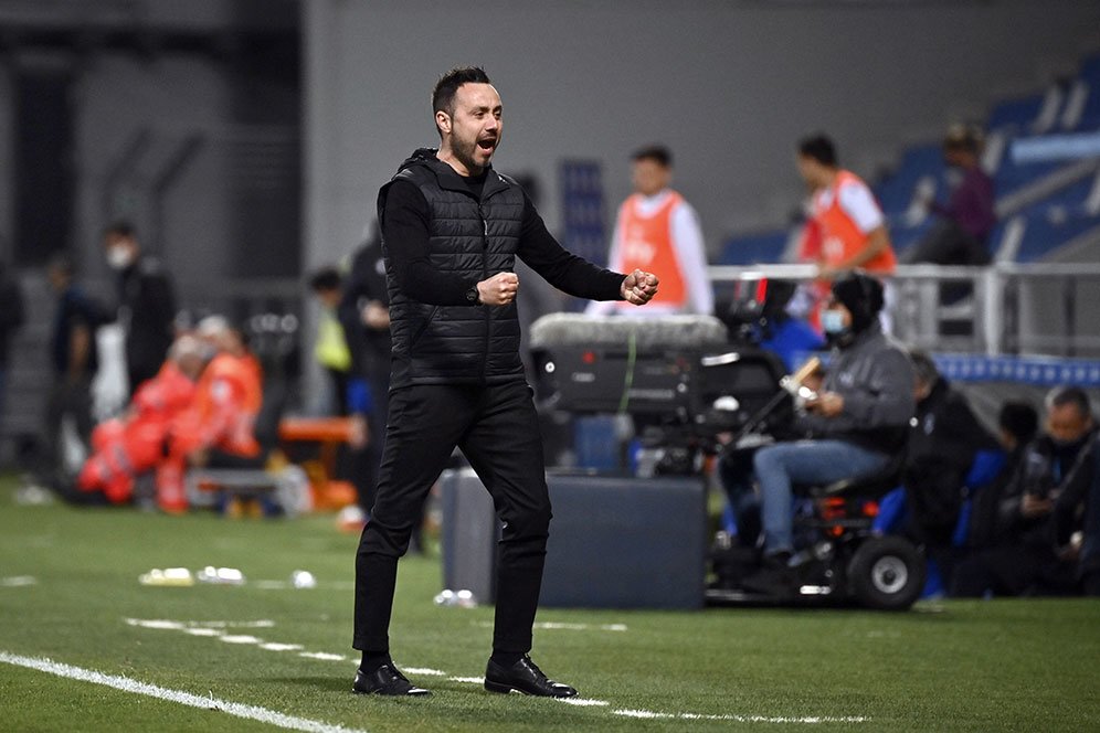 Pelatih Shakhtar Asal Italia Menolak Evakuasi dari Ukraina Sampai Semua Pemainnya Aman Pelatih Shakhtar Asal Italia Menolak Evakuasi dari Ukraina Sampai Semua Pemainnya Aman