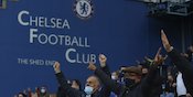 Galeri Foto: Premier League Akhirnya Kembali Digelar dengan Kehadiran Pemain ke-12 Galeri Foto: Premier League Akhirnya Kembali Digelar dengan Kehadiran Pemain ke-12