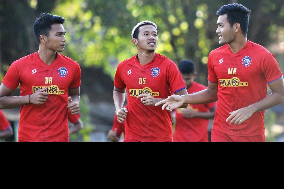 Manajemen Arema Bantah Gelar Uji Coba Kontra Klub Atta Halilintar Tengah Pekan Ini Manajemen Arema Bantah Gelar Uji Coba Kontra Klub Atta Halilintar Tengah Pekan Ini