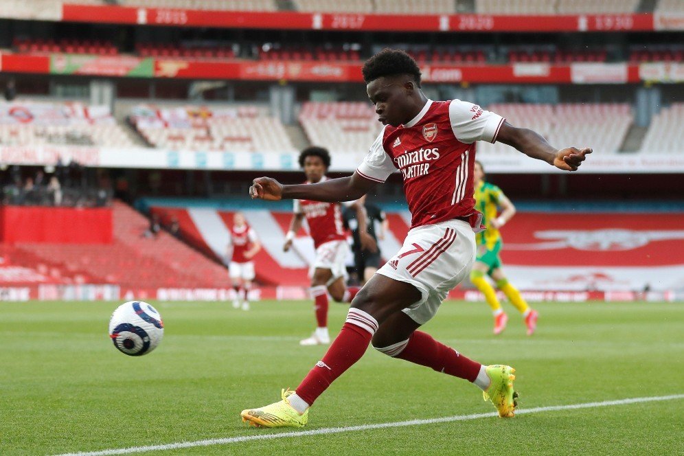 Bersinar di Tengah Ambyarnya Arsenal, Saka Jadi Incaran Banyak Klub Bersinar di Tengah Ambyarnya Arsenal, Saka Jadi Incaran Banyak Klub