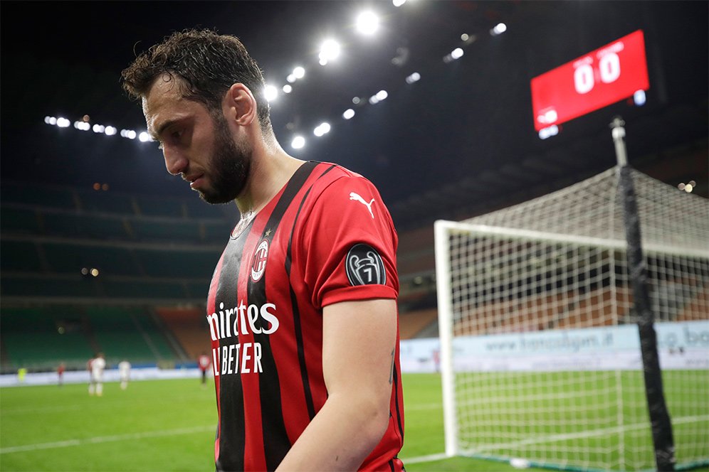 Terungkap Alasan AC Milan Ogah Perpanjang Kontrak Hakan Calhanoglu