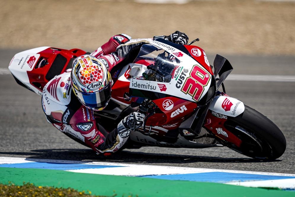 Kembali Kompetitif, Takaaki Nakagami Nangis Usai Gagal Podium di MotoGP Jerez Kembali Kompetitif, Takaaki Nakagami Nangis Usai Gagal Podium di MotoGP Jerez