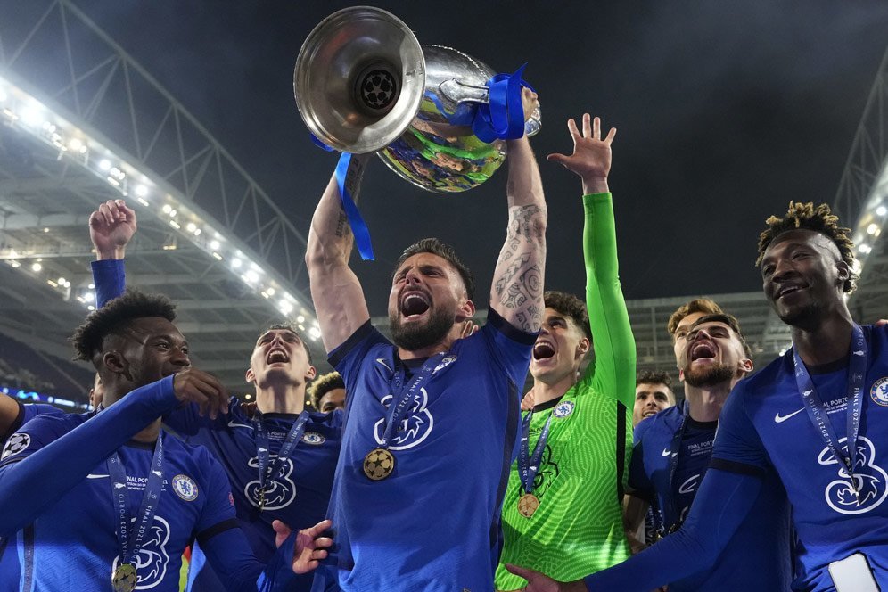 Hore! Hari Ini Olivier Giroud Tiba di AC Milan