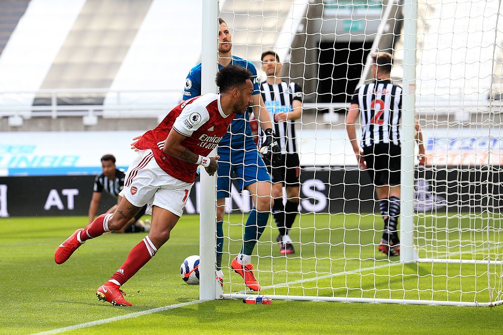 Catatan Aubameyang: 78 Menit, Bikin Gol, dan Bantu Arsenal Menang Catatan Aubameyang: 78 Menit, Bikin Gol, dan Bantu Arsenal Menang