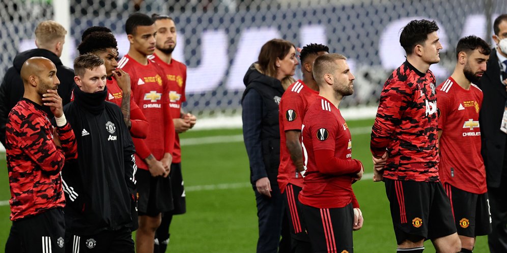 Ekspresi kecewa skuad Manchester United usai gagal di Liga Europa 2020/21. (c) Pool Getty via AP Photo