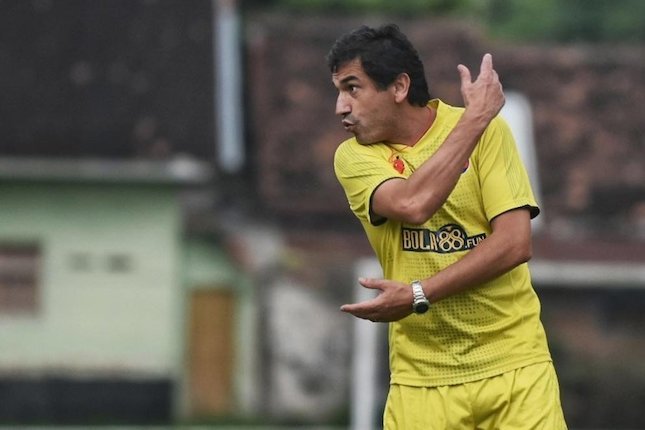 Daftar Pelatih Klub Liga 1 Daftar Pelatih Klub Liga 1
