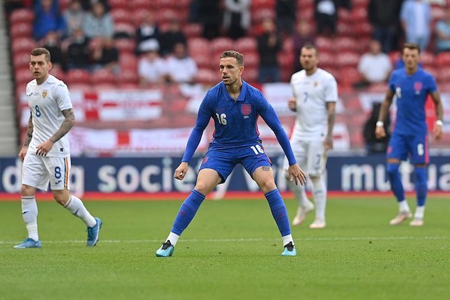 Jordan Henderson - 6 Jordan Henderson - 6