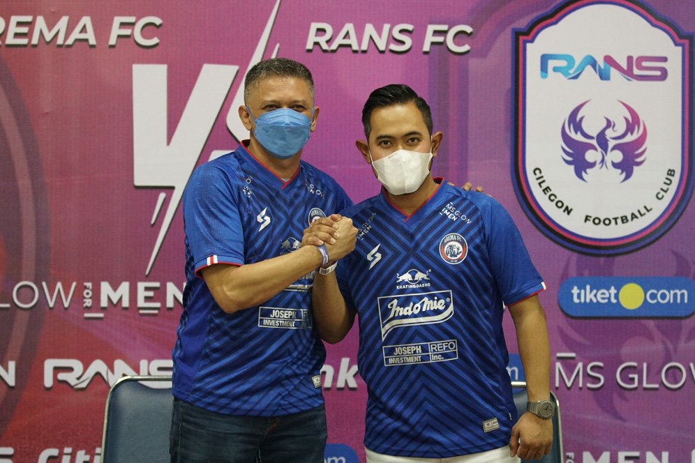Pemain Asing Arema FC Merapat Pekan Ini? Pemain Asing Arema FC Merapat Pekan Ini?