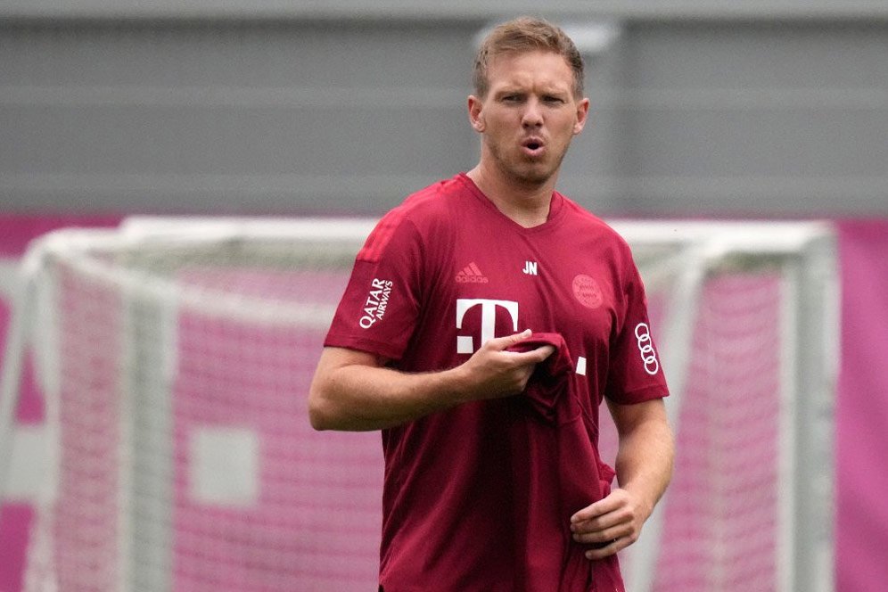 Absen di Laga Benfica vs Bayern Munchen, Nagelsmann Ternyata Positif COVID-19 Absen di Laga Benfica vs Bayern Munchen, Nagelsmann Ternyata Positif COVID-19