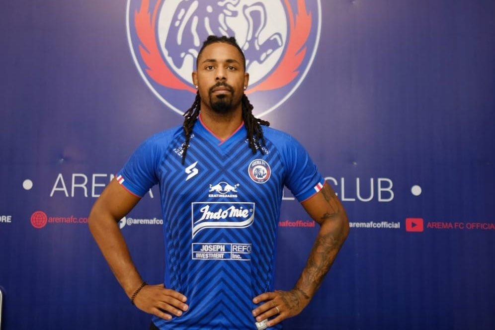 Carlos Fortes dan Tantangan Mengembalikan Pamor Nomor 9 di Arema FC Carlos Fortes dan Tantangan Mengembalikan Pamor Nomor 9 di Arema FC