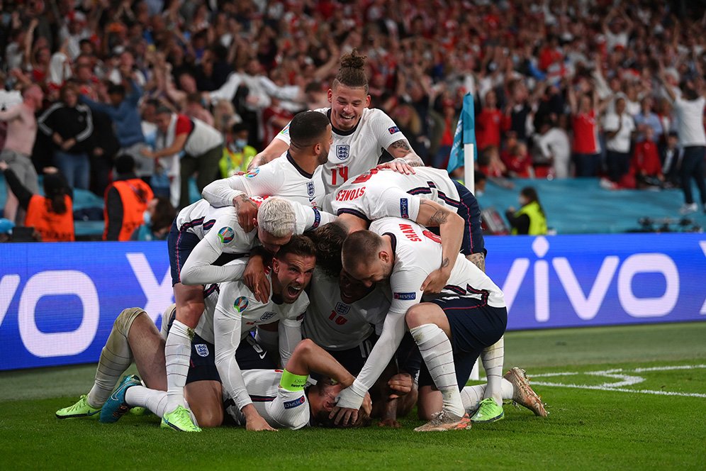 Analisis Conte: Gaya Main Inggris Duel Satu Lawan Satu, Bek Tengah Rawan Pressing Analisis Conte: Gaya Main Inggris Duel Satu Lawan Satu, Bek Tengah Rawan Pressing