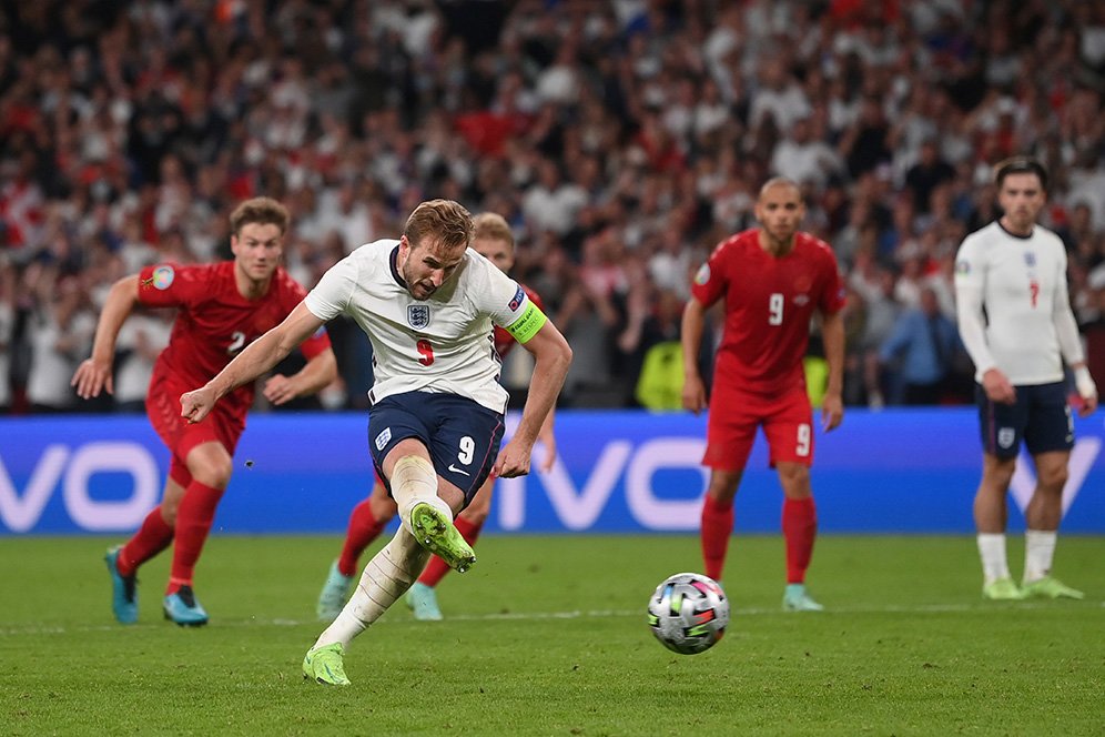 Harry Kane di Euro 2020: Ampas di Fase Grup, Meledak di Babak Knock-Out, Bakal Jadi Top Skor? Harry Kane di Euro 2020: Ampas di Fase Grup, Meledak di Babak Knock-Out, Bakal Jadi Top Skor?