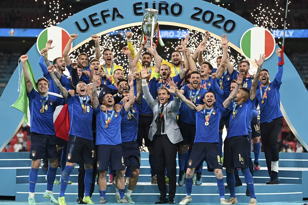 Penggawa Italia Dominasi Tim Terbaik Euro 2020 Versi IFFHS Penggawa Italia Dominasi Tim Terbaik Euro 2020 Versi IFFHS