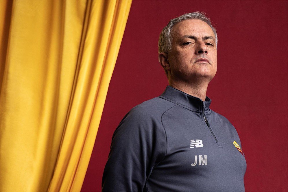 Manuver Jose Mourinho di AS Roma: 5 Pemain Resmi Ditendang, 6 Lainnya Menyusul? Manuver Jose Mourinho di AS Roma: 5 Pemain Resmi Ditendang, 6 Lainnya Menyusul?