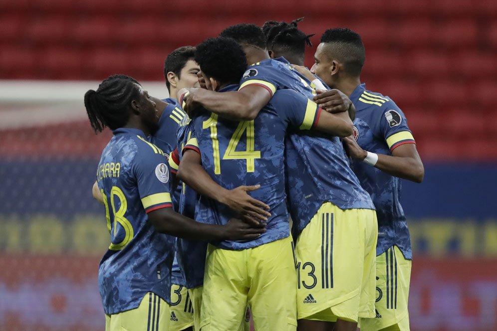 Highlights Perebutan Juara 3 Copa America 2021: Kolombia 3-2 Peru Highlights Perebutan Juara 3 Copa America 2021: Kolombia 3-2 Peru