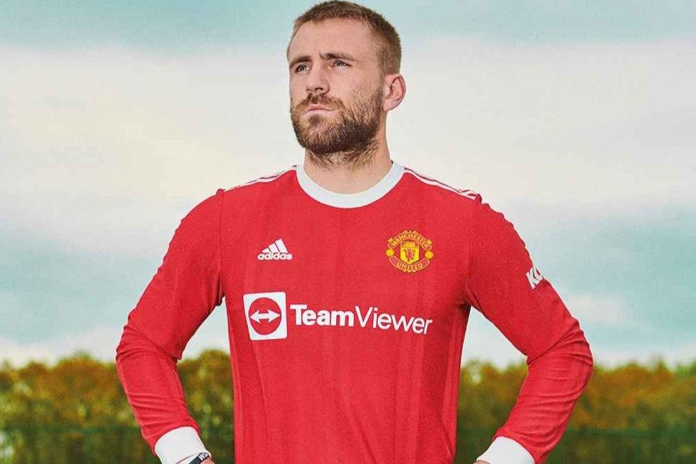 Klasik! Manchester United Resmi Perkenalkan Jersey Kandang Musim 2021/22 Klasik! Manchester United Resmi Perkenalkan Jersey Kandang Musim 2021/22