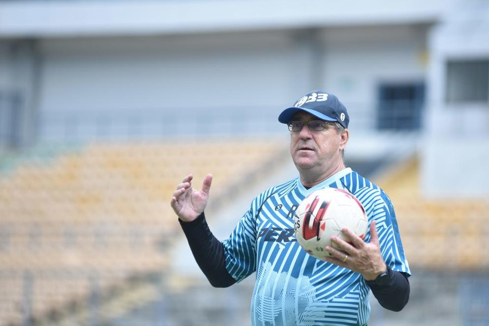 Lebih Dekat dengan Robert Alberts dan Legiun Belanda di 'Persib BanDutch'