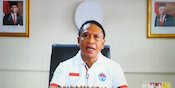 Dihujat Publik Usai Ikut Angkat Trofi Piala AFF U-16, Ini Pembelaan Menpora Zainudin Amali Dihujat Publik Usai Ikut Angkat Trofi Piala AFF U-16, Ini Pembelaan Menpora Zainudin Amali