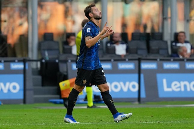 Hakan Calhanoglu