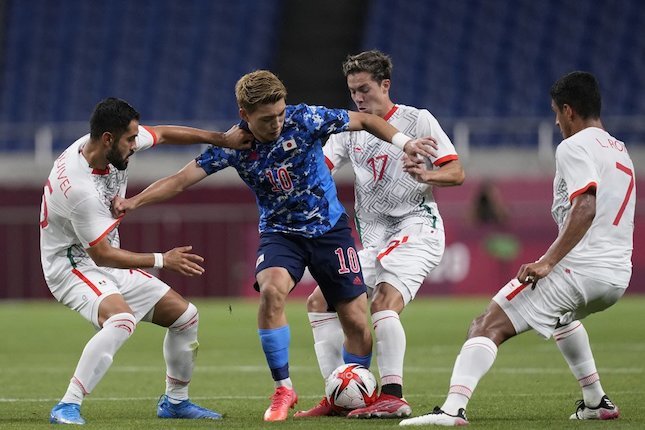 Jepang Mengalahkan Meksiko di Fase Grup Jepang Mengalahkan Meksiko di Fase Grup