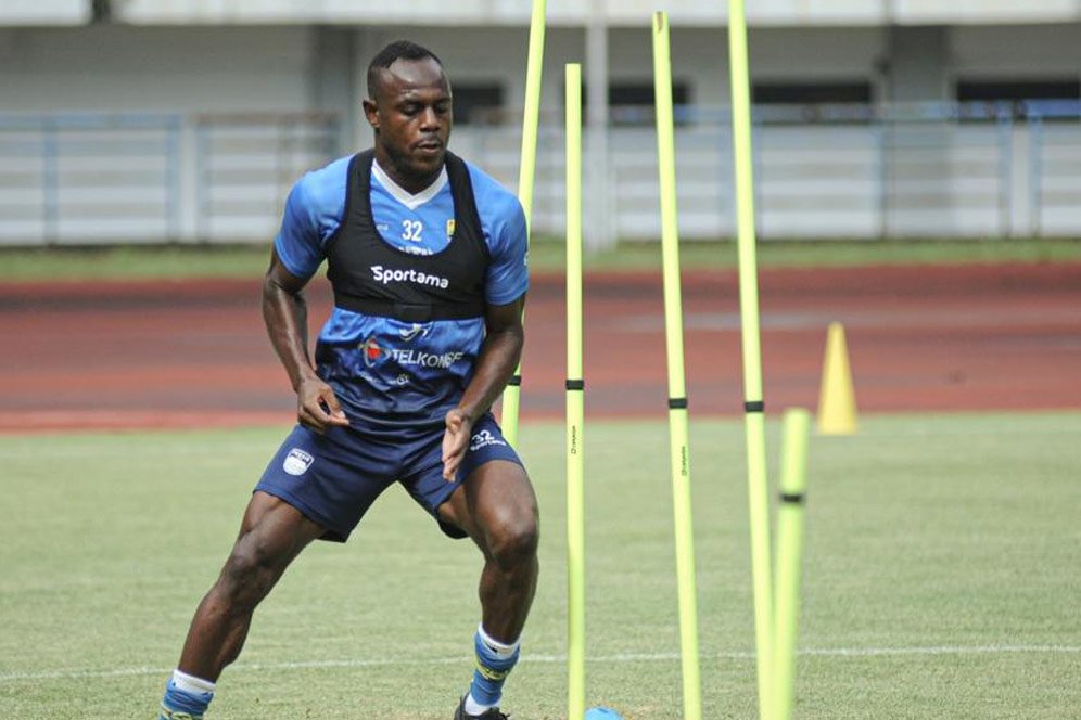 Pemain Senior Persib Sarankan Pemain Muda Indonesia Merumput di Thailand Pemain Senior Persib Sarankan Pemain Muda Indonesia Merumput di Thailand
