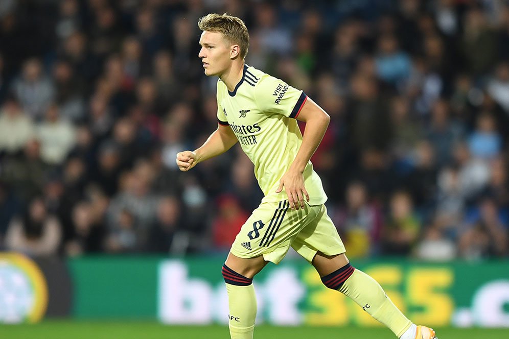 Martin Odegaard: Saya Tidak Suka Dibanding-bandingkan dengan Mesut Ozil Martin Odegaard: Saya Tidak Suka Dibanding-bandingkan dengan Mesut Ozil