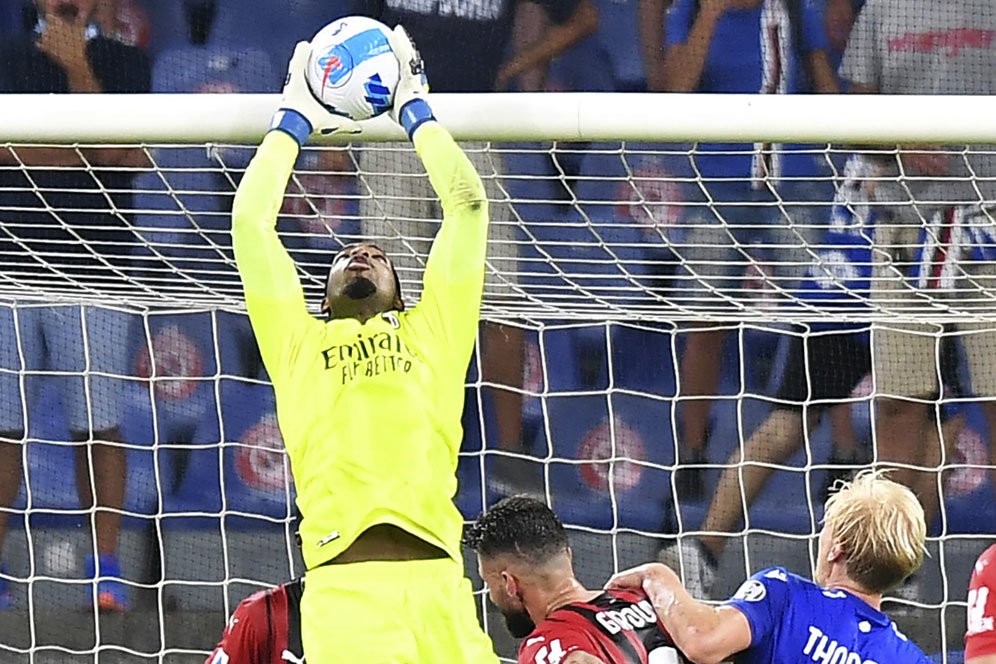 Mike Maignan Cedera, Milanisti Gelisah: Gak Cukup Diurut Ya? Masa Pinjam Donnarumma? Mike Maignan Cedera, Milanisti Gelisah: Gak Cukup Diurut Ya? Masa Pinjam Donnarumma?