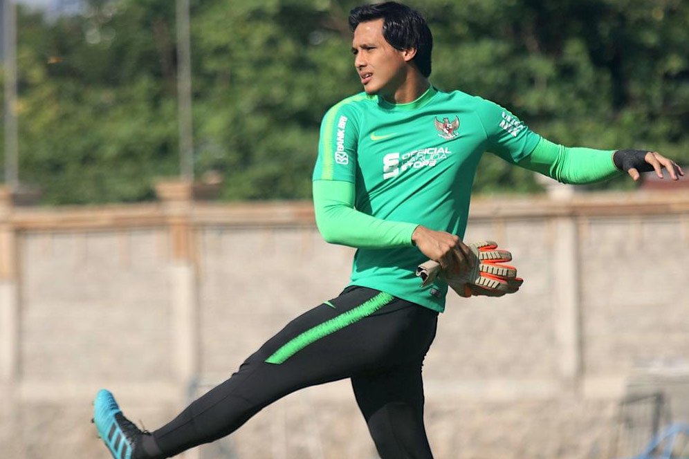Ketika Kiper Madura United Muhammad Ridho Djazulie Jadi Pemateri Seminar Online