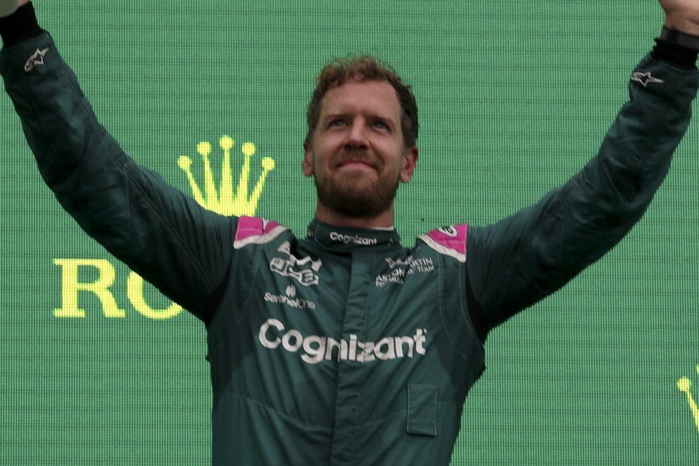 Sebastian Vettel Resmi Umumkan Pensiun dari Formula 1 pada Akhir 2022 Sebastian Vettel Resmi Umumkan Pensiun dari Formula 1 pada Akhir 2022