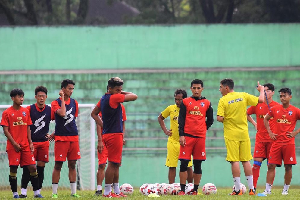Cerita Lama! Arema FC Dilanda Masalah Klasik Soal Lapangan Latihan Cerita Lama! Arema FC Dilanda Masalah Klasik Soal Lapangan Latihan