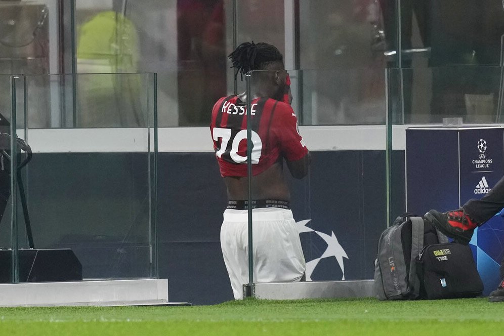 Sekarang Jadi Klub Sultan, Newcastle Ikut Kejar Kessie Sekarang Jadi Klub Sultan, Newcastle Ikut Kejar Kessie