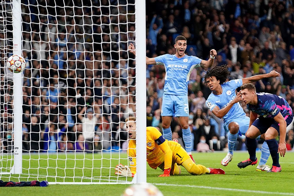 AC Milan Coba Rekrut Pemain Manchester City Ini? AC Milan Coba Rekrut Pemain Manchester City Ini?