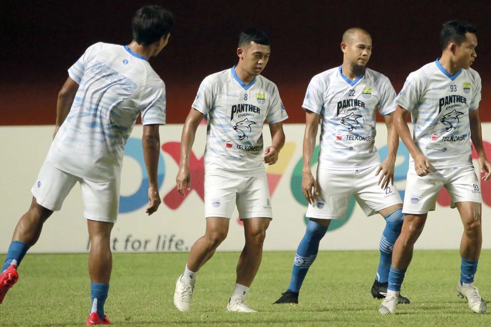 Termasuk Castillion dan Supardi, Ini 21 Pemain Persib untuk Laga Kontra Persita Termasuk Castillion dan Supardi, Ini 21 Pemain Persib untuk Laga Kontra Persita